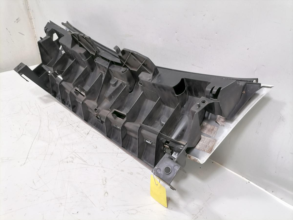 Renault Kangoo 2 original K&uuml;hlergrill Wei&szlig; Bj.2008